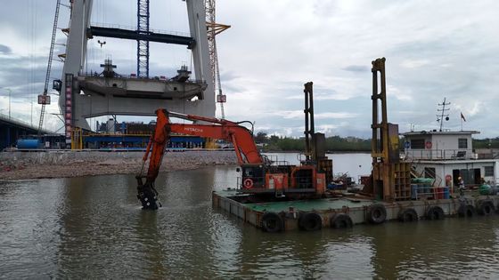 Excavador de braço longo com balde e cilindro para  KOBELCO Hitachi