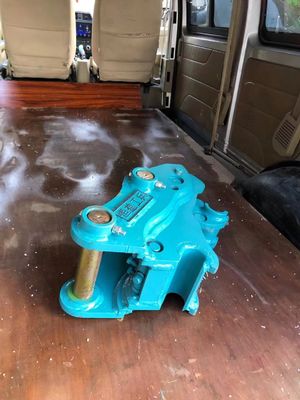Excavadora segura e altamente eficiente acoplador rápido, hidráulico rápido com pinos para gatos hitachi komatsu sanny