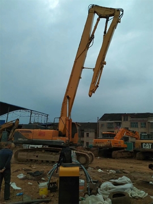 Máquina escavadora alta Long Reach do crescimento da demolição do alcance da certificação 23M Q355B do CE, máquina escavadora longa do crescimento de 385 Hyundai